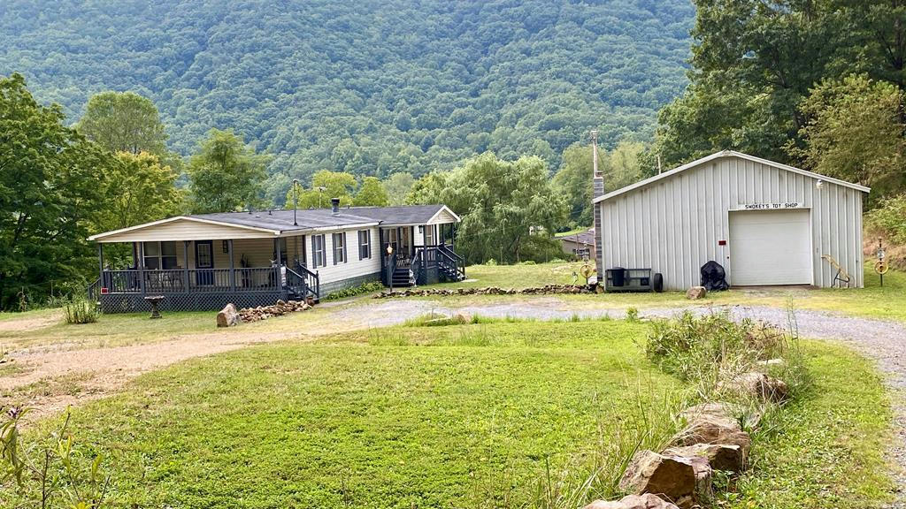 310 PICKLE HOLLOW RD, SALTVILLE, VA 24370, photo 1 of 50